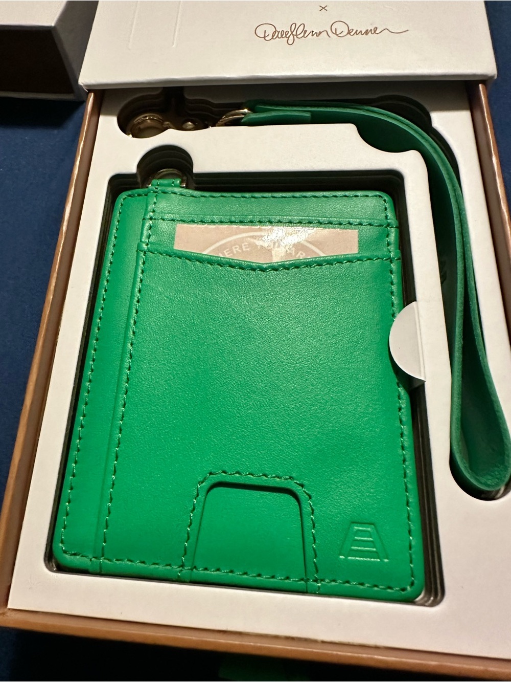 Green Leather Cardholder Lanyard Wallet